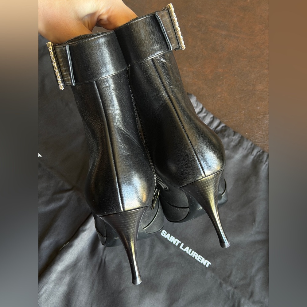 🖤Saint Laurent🖤Claude Embellished Leather Ankle Boots - Picture 4 of 10